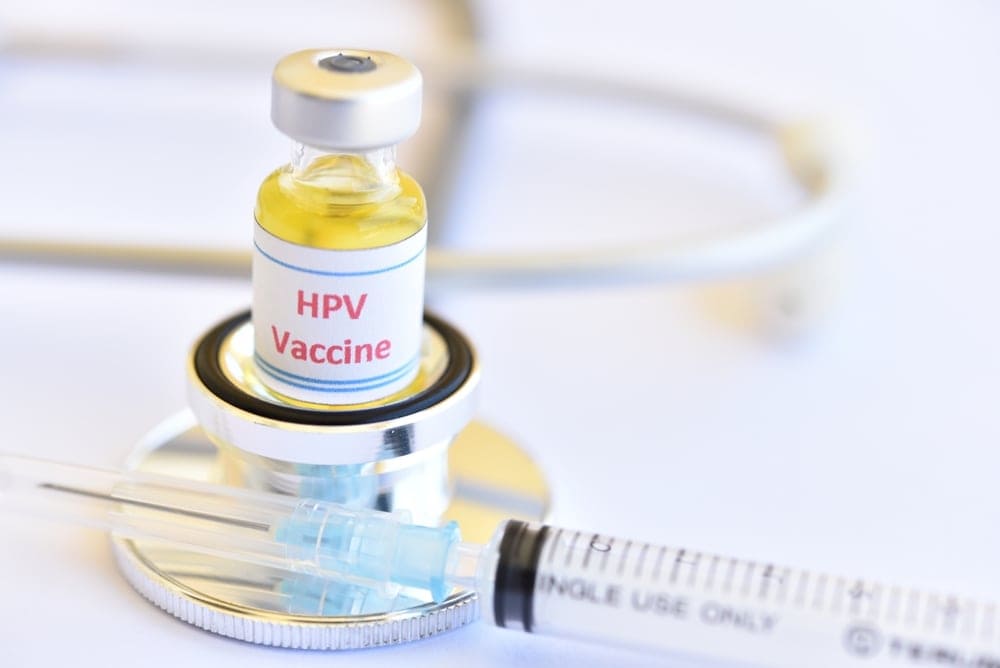 ngừa ung thư cổ tử cung bằng tiêm vacxin HPV